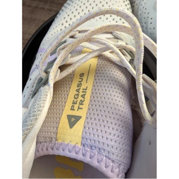 Nike Running Shoes Women's Size 8.5 React Pegasus Trail 4 Flywire Retro Gym Shoe - Picture 12 of 16